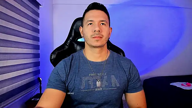 Snapshot of ransoj chatting on 10/17/25, 09:06 ransoj online show from 10/17/25, 09:06