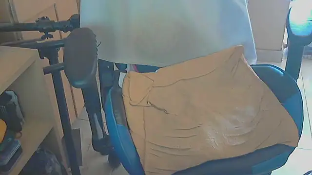 Snapshot of angelgarcia269 chatting on 01/13/25, 02:21 angelgarcia269 online show from 01/13/25, 02:21