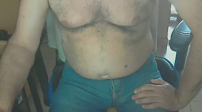 Snapshot of angelgarcia269 chatting on 03/02/25, 11:29 angelgarcia269 online show from 03/02/25, 11:29