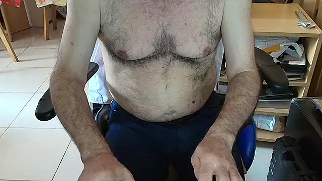 Snapshot of angelgarcia269 chatting on 01/09/26, 11:57 angelgarcia269 online show from 01/09/26, 11:57