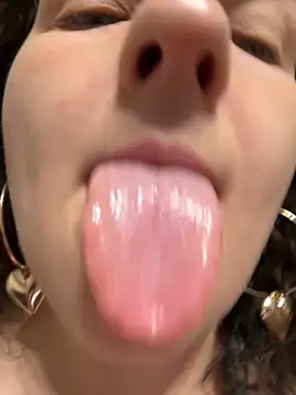 Taisia W online show from 10/06/25, 06:11