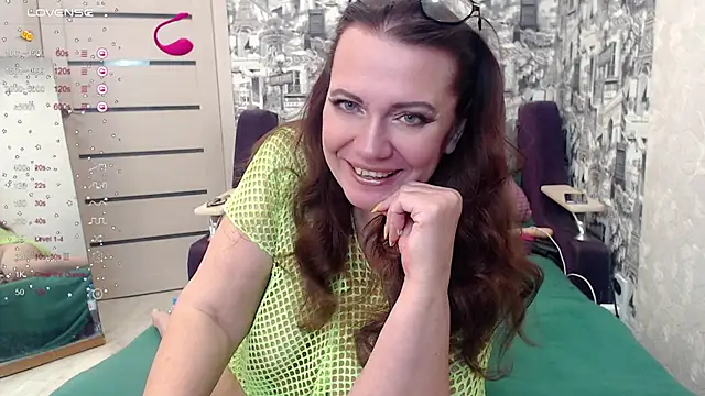 your space online show from 12/01/25, 03:22