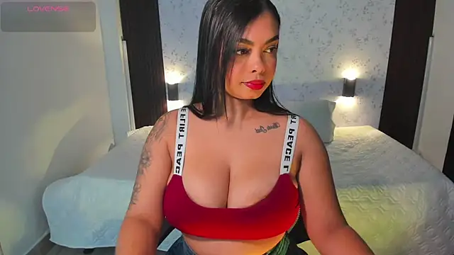 MartinaBianchi online show from 10/13/25, 11:16