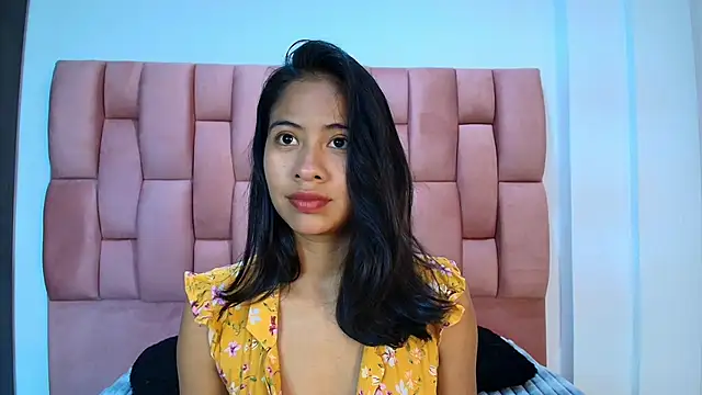 JuliKim  online show from 02/25/26, 12:59