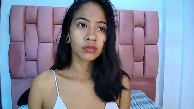 JuliKim  online show from 03/01/26, 01:46