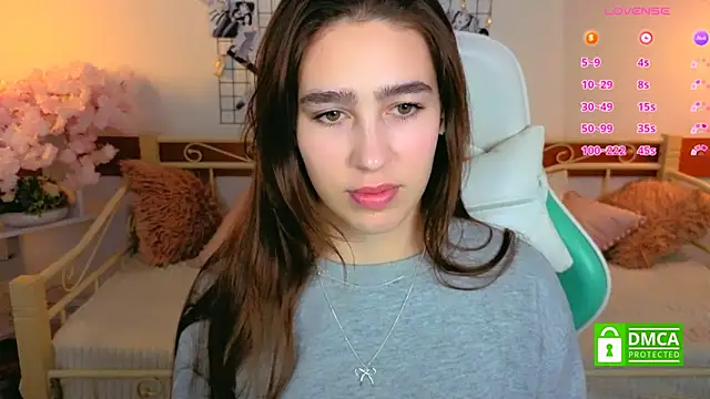  Eliizabeth  online show from 03/03/26, 10:15