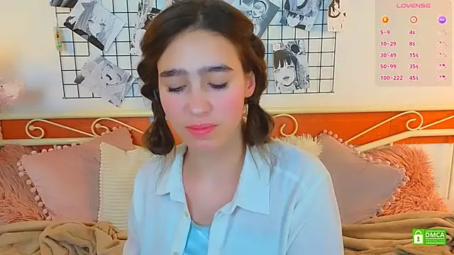  Eliizabeth  online show from 05/13/26, 01:47