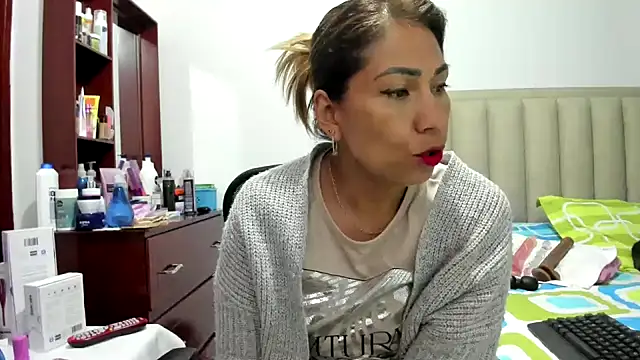 Snapshot of Chloemiller89 chatting on 01/31/25, 09:16 Chloemiller89 online show from 01/31/25, 09:16