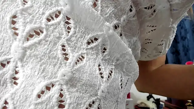 Snapshot of Chloemiller89 chatting on 10/11/25, 06:39 Chloemiller89 online show from 10/11/25, 06:39