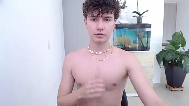 Snapshot of adrian_morelly chatting on 03/10/25, 08:12 adrian morelly online show from 03/10/25, 08:12