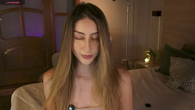 lua ferch   online show from 02/09/26, 01:37