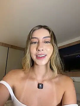 lua ferch   online show from 05/17/26, 01:25