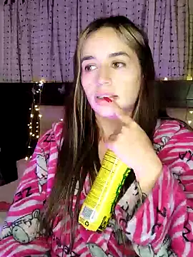 Natalia Suarez online show from 01/07/25, 06:16