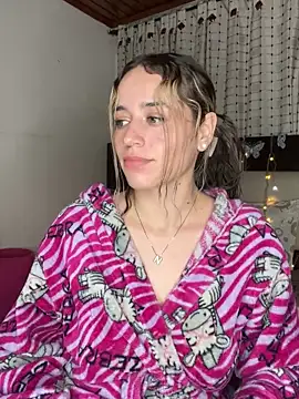 Natalia Suarez online show from 03/07/25, 10:02