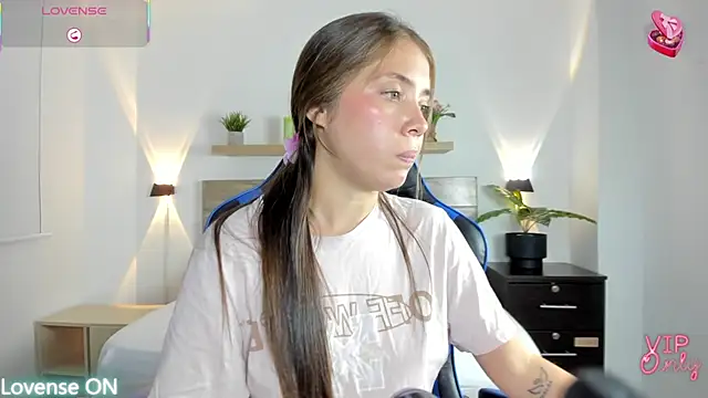 nataly rodri online show from 01/11/26, 02:05