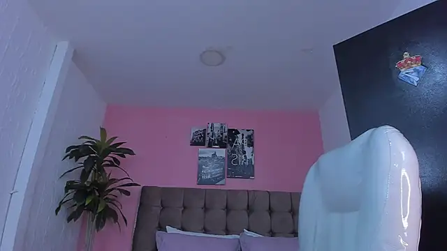 aleja cute  online show from 01/21/25, 07:47