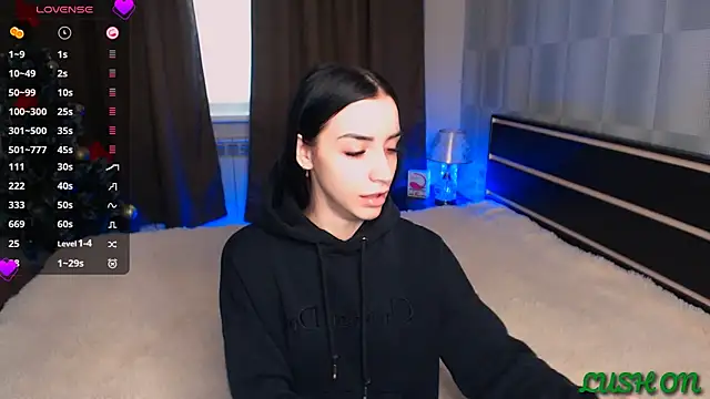 Snapshot of Kemi__Jordan chatting on 01/25/25, 11:02 Kemi Jordan online show from 01/25/25, 11:02