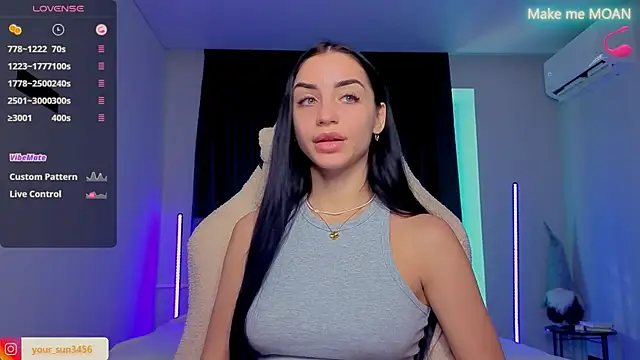 Snapshot of Kemi__Jordan chatting on 09/24/25, 07:33 Kemi Jordan online show from 09/24/25, 07:33