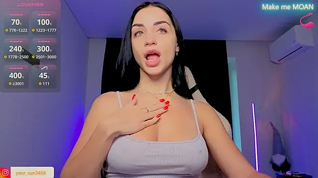 Snapshot of Kemi__Jordan chatting on 09/28/25, 02:11 Kemi Jordan online show from 09/28/25, 02:11