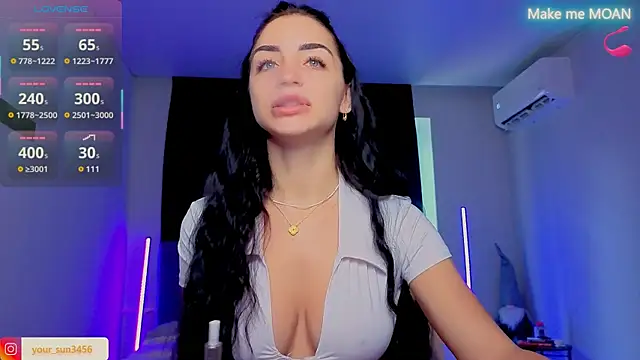 Snapshot of Kemi__Jordan chatting on 10/01/25, 07:25 Kemi Jordan online show from 10/01/25, 07:25