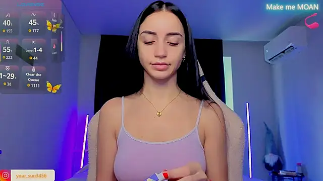 Snapshot of Kemi__Jordan chatting on 10/07/25, 06:32 Kemi Jordan online show from 10/07/25, 06:32