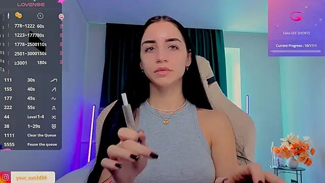 Snapshot of Kemi__Jordan chatting on 11/14/25, 08:35 Kemi Jordan online show from 11/14/25, 08:35