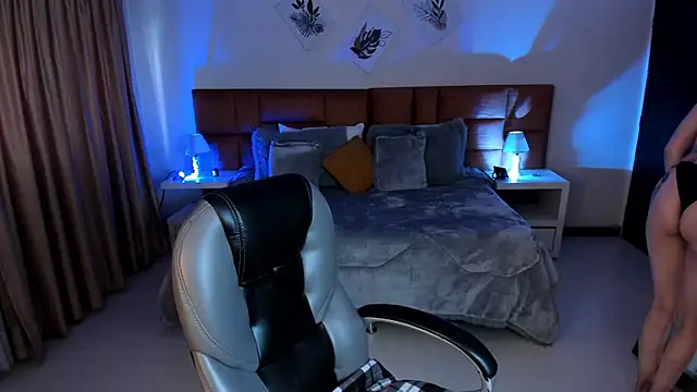 Kristen Garner online show from 11/06/25, 08:21