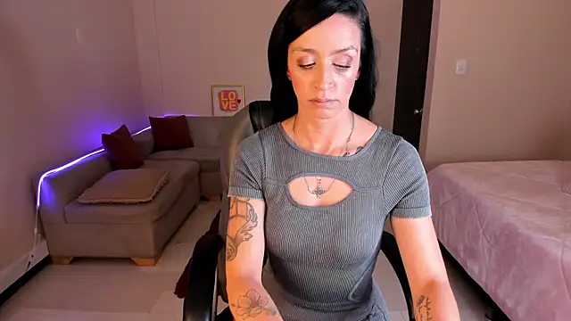 Kristen Garner online show from 05/04/26, 08:16
