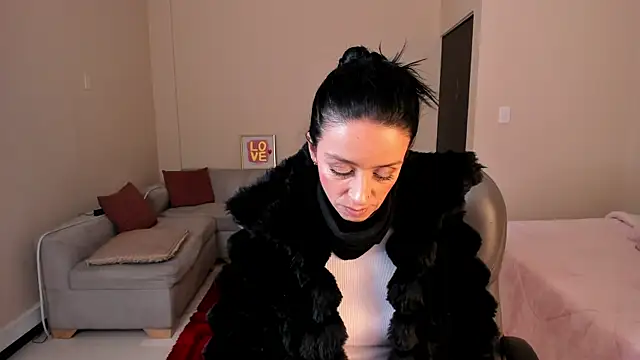 Kristen Garner online show from 05/23/26, 07:40