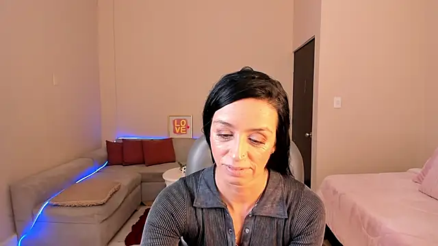 Snapshot of Kristen_Garner chatting on 06/05/26, 08:25 Kristen Garner online show from 06/05/26, 08:25