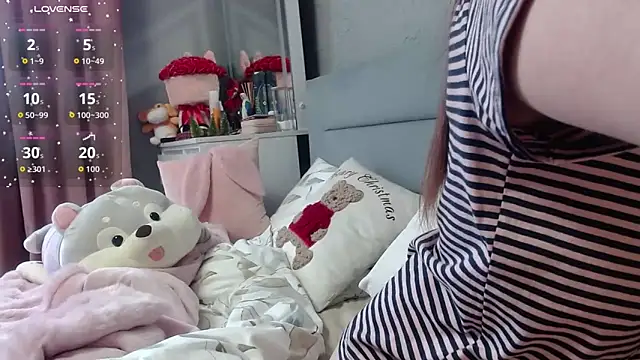 Viktoriiya bald online show from 12/17/25, 12:22