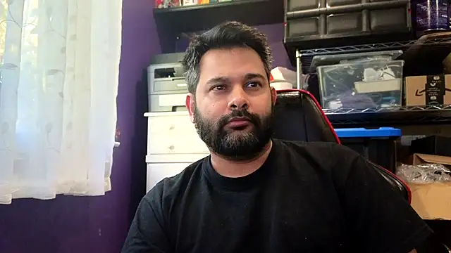 Sakhtlaundaz online show from 10/28/25, 01:25