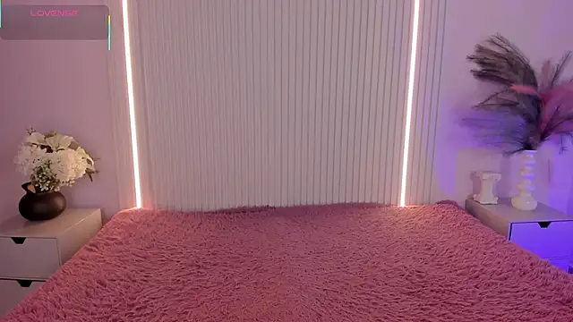 EmilyEvans7 online show from 03/07/26, 09:23