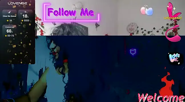 Snapshot of YourWhoreXX chatting on 02/06/25, 11:54 YourWhoreXX online show from 02/06/25, 11:54