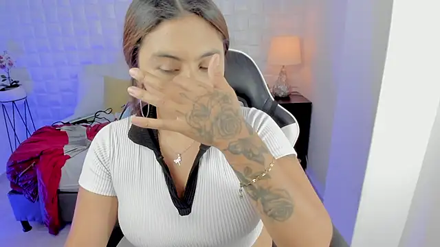anny rouse24 online show from 06/07/26, 02:48