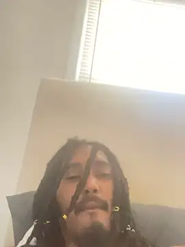 Snapshot of BD2LONG chatting on 02/23/25, 02:25 BD2LONG online show from 02/23/25, 02:25