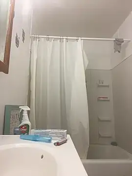 Snapshot of BD2LONG chatting on 02/28/25, 06:21 BD2LONG online show from 02/28/25, 06:21