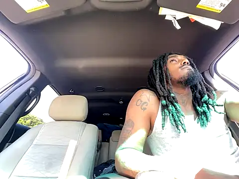 Snapshot of BD2LONG chatting on 09/11/25, 07:36 BD2LONG online show from 09/11/25, 07:36