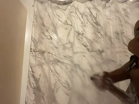 Snapshot of BD2LONG chatting on 10/01/25, 03:56 BD2LONG online show from 10/01/25, 03:56