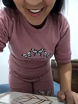 lolo890 online show from 04/01/26, 11:35