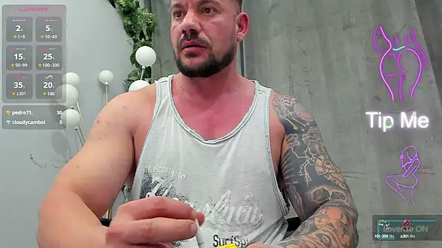 musclemonster31 online show from 03/21/25, 11:12