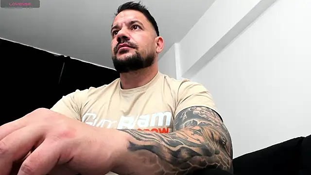 musclemonster31 online show from 10/16/25, 12:28