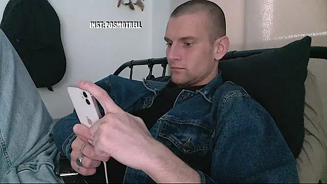 ETHAN MOORE online show from 04/12/26, 11:26