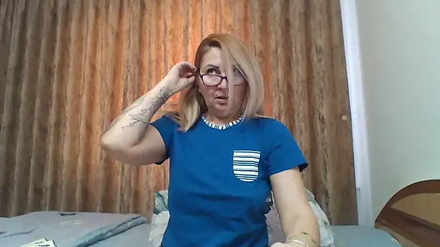 PussyEvely online show from 02/12/25, 12:12