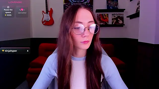 Snapshot of Lexi_Split chatting on 06/15/26, 01:41 Lexi Split online show from 06/15/26, 01:41