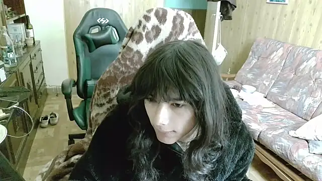 calliemaggotbone online show from 12/03/25, 10:57