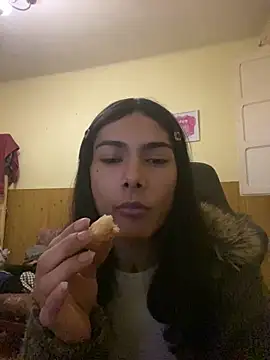 calliemaggotbone online show from 04/01/26, 12:06