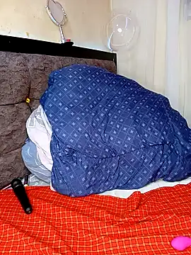 TerryAssqueen254 online show from 12/28/24, 09:20