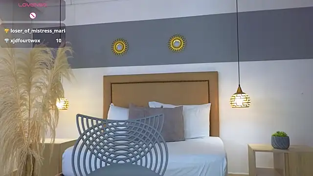 riley sierra online show from 02/13/25, 04:17