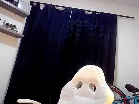 pedropicapi online show from 04/17/26, 03:20